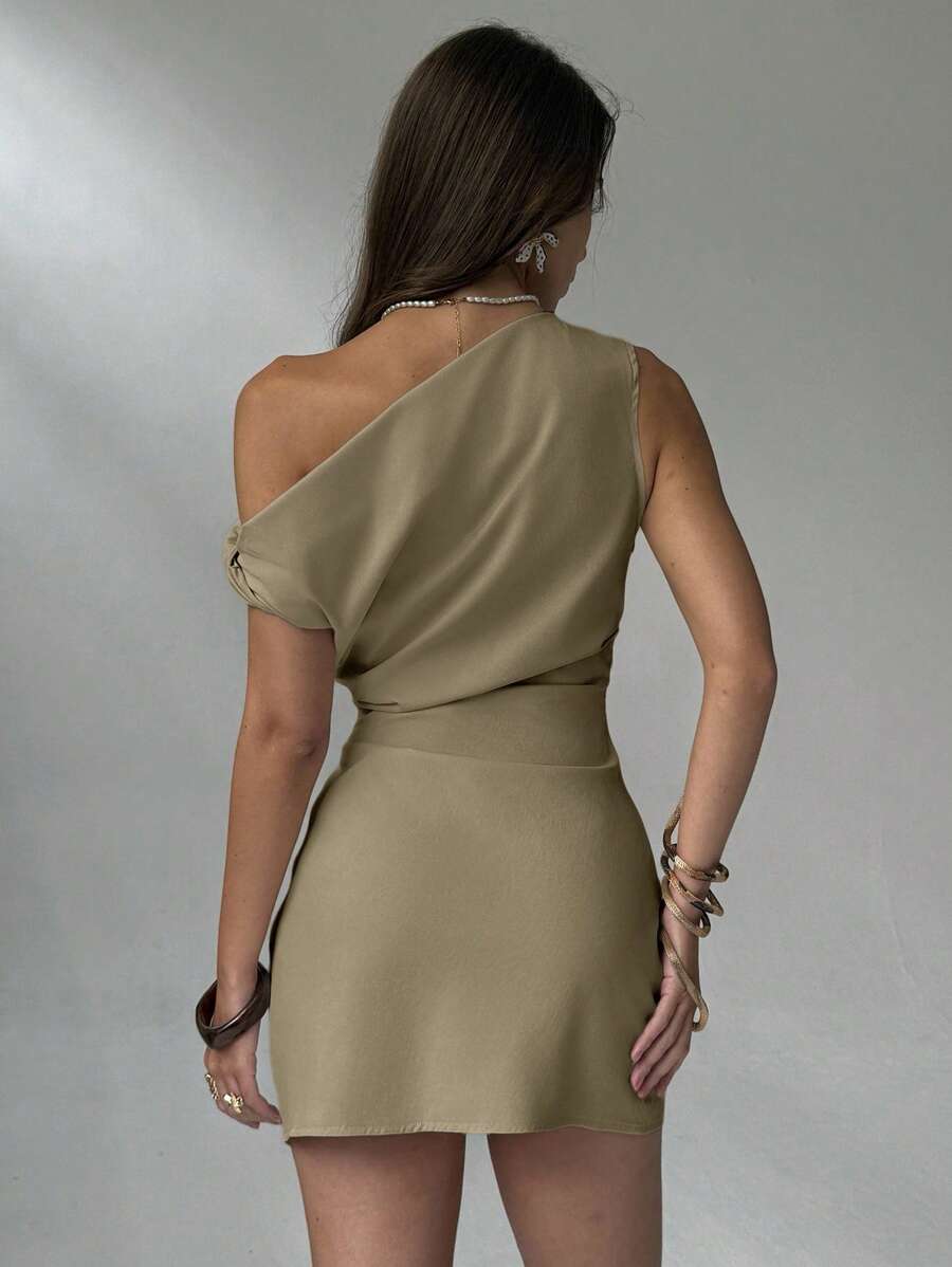 https://img.ltwebstatic.com/v4/j/pi/2025/08/04/06/175429496813f57d78e81c3b16c3e30510c2b569d9_thumbnail_900x.webp