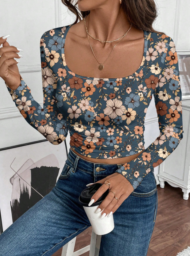 Camiseta de manga larga ajustada con estampado floral retro casual para mujer, adecuada como capa base para otoño/invierno